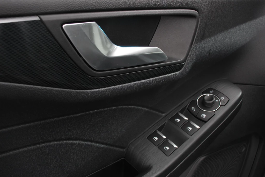 Ford Kuga – foto 14