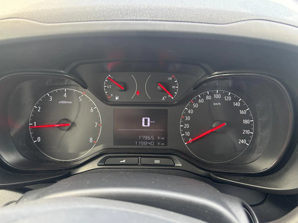Opel Combo – foto 21