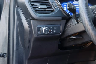 Ford Kuga – thumbnail 24