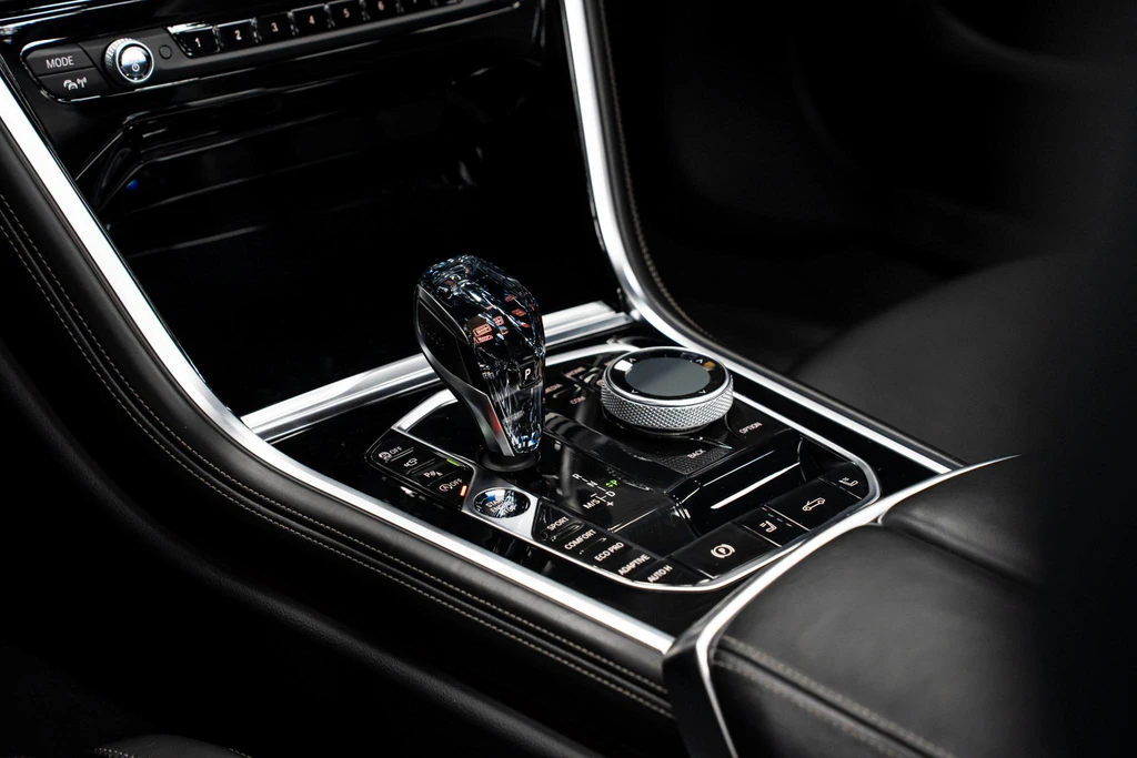 BMW 8 Serie – foto 29
