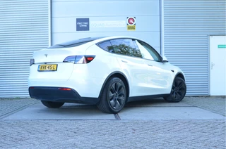 Tesla Model Y – thumbnail 3