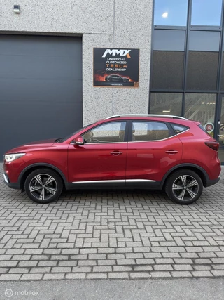 MG ZS EV – thumbnail 2