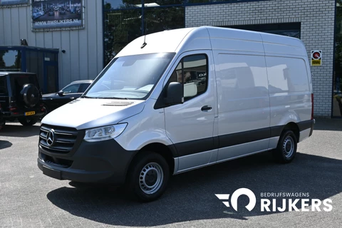 Mercedes-Benz Sprinter 315 CDI L2H2 RWD Geveerde stoel, Apple Carplay/Android Auto, Trekhaak