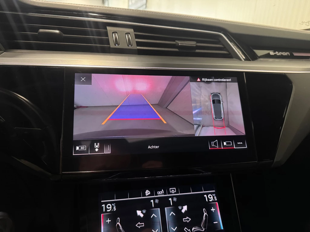 Audi e-tron – foto 15