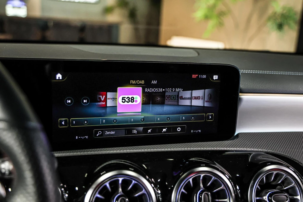 Mercedes-Benz CLA – foto 36