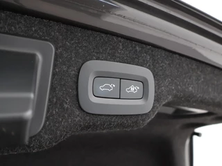 Volvo S90 – thumbnail 61