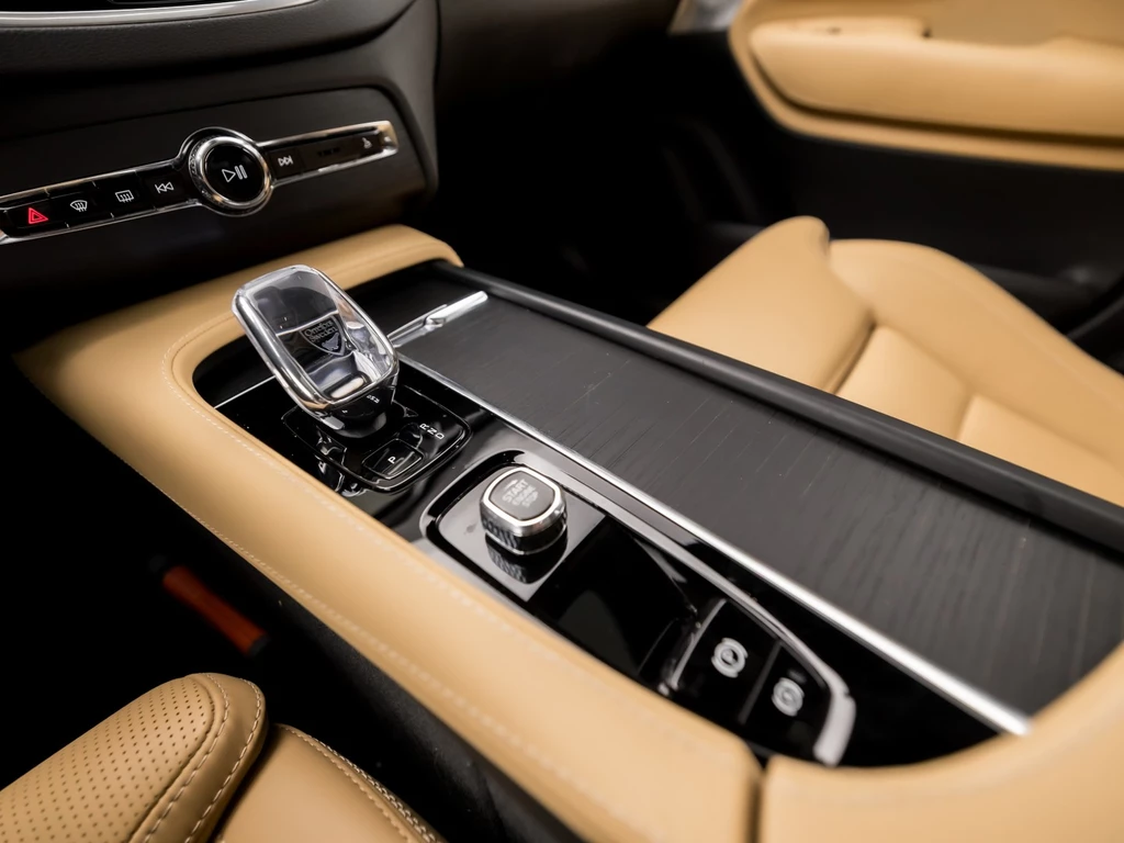 Volvo XC90 – foto 14