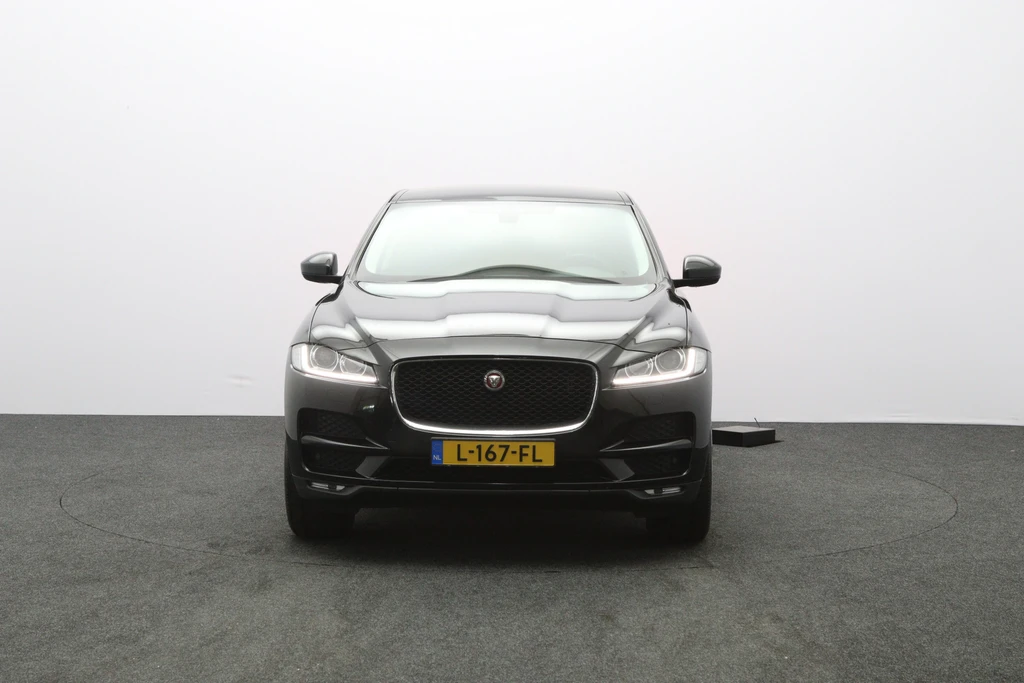 Jaguar F-PACE – foto 8