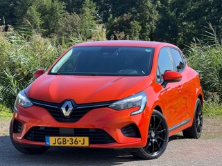 Renault Clio – thumbnail 1