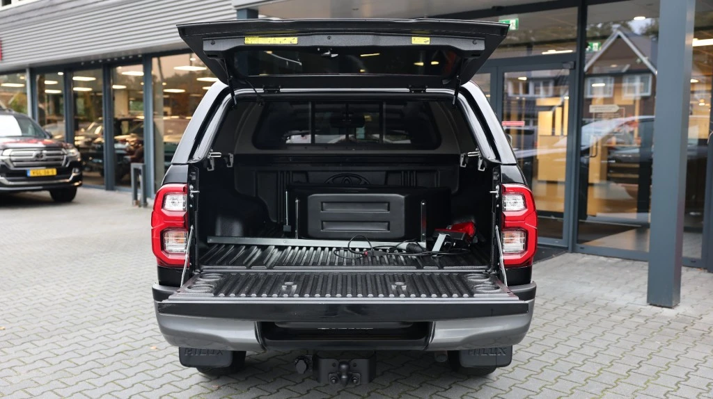 Toyota Hilux – foto 8