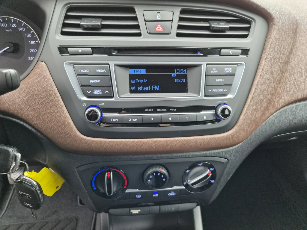 Hyundai i20 – foto 30