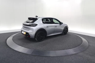 Peugeot 208 – thumbnail 11