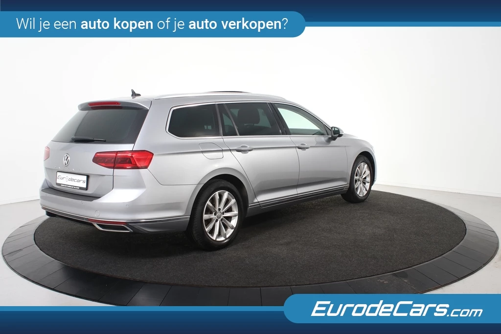 Volkswagen Passat – foto 9