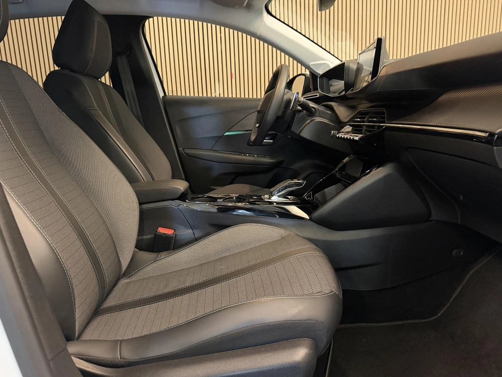 Peugeot 208 – foto 34
