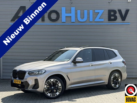 BMW iX3 High Executive 80 kWh SOH 100% M Sport Panoramadak Trekhaak Leder Harman-Kardon 20 inch 360 Camera Camera