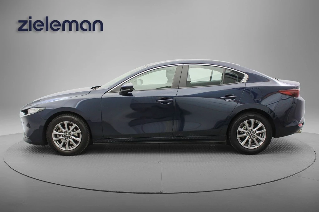 Mazda 3 – foto 2