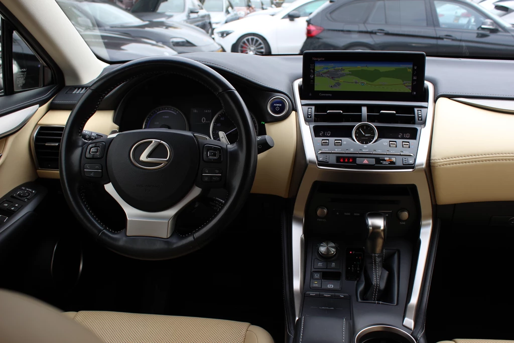 Lexus NX – foto 11