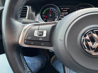 Volkswagen Golf – thumbnail 17