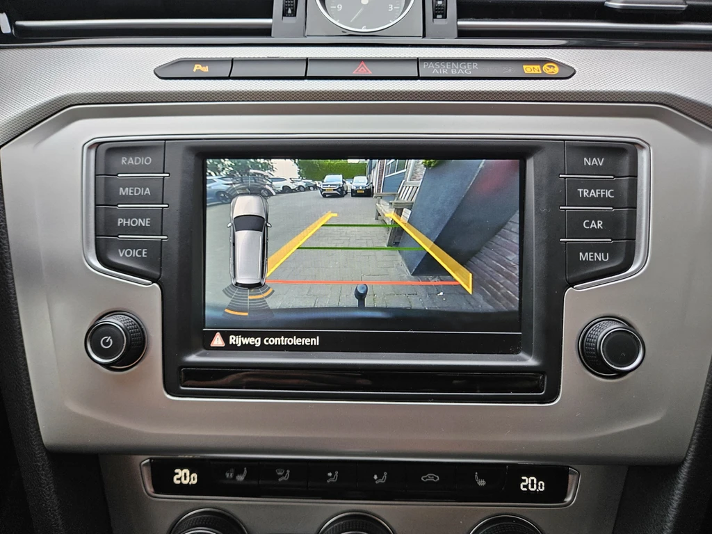 Volkswagen Passat – foto 12
