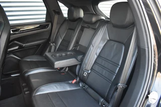 Porsche Cayenne – thumbnail 48