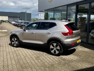 Volvo XC40 – thumbnail 3