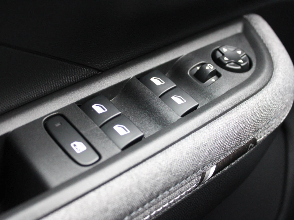 Opel Frontera – foto 30