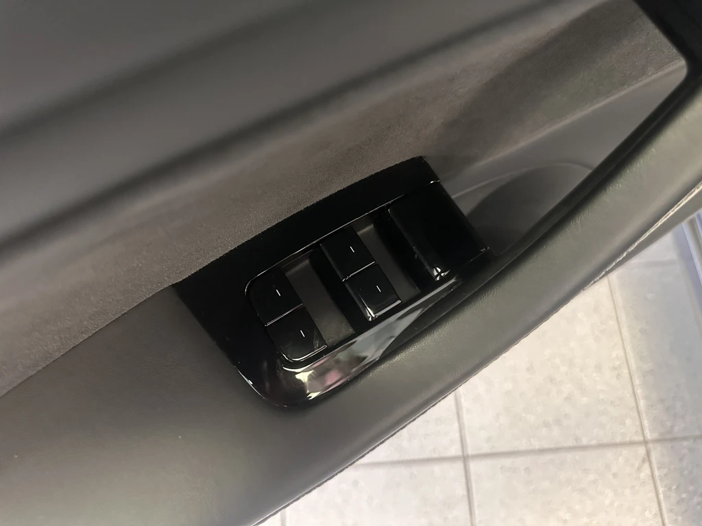 Tesla Model 3 – foto 24
