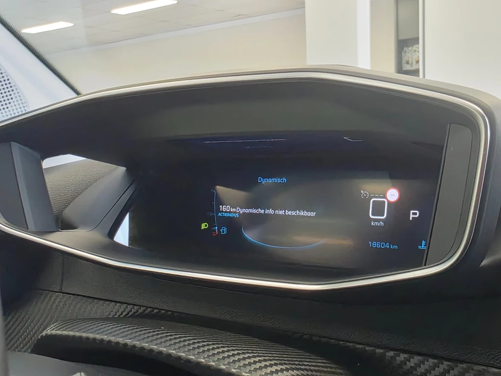 Peugeot 208 – foto 11