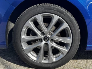 Renault Mégane Estate – thumbnail 22
