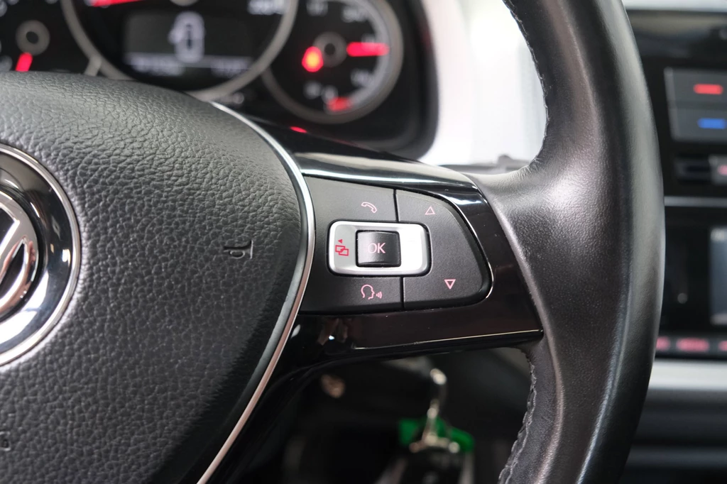Volkswagen up! – foto 22