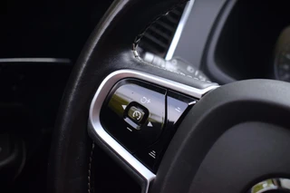 Volvo XC90 – thumbnail 27