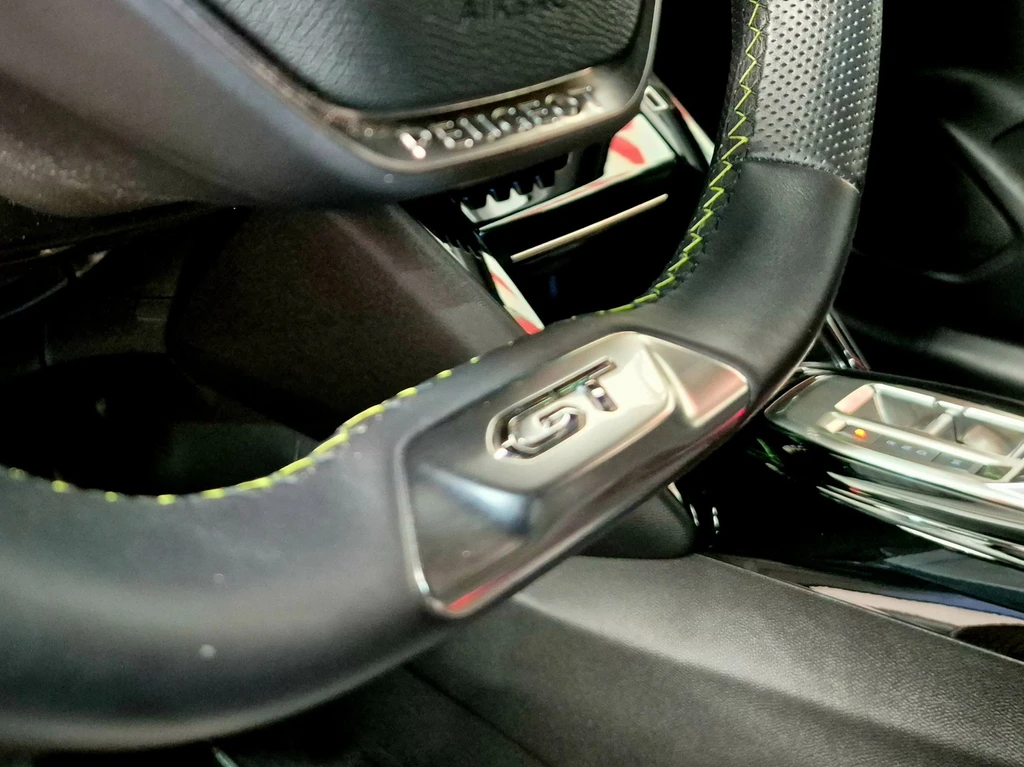 Peugeot 208 – foto 49