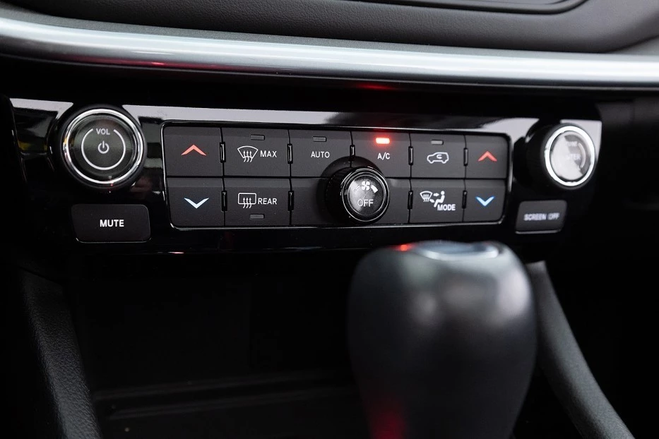 Jeep Compass – foto 21