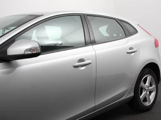 Volvo V40 – thumbnail 3