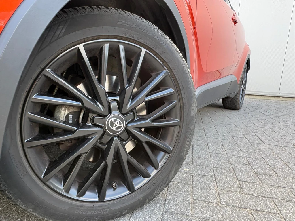 Toyota C-HR – foto 27