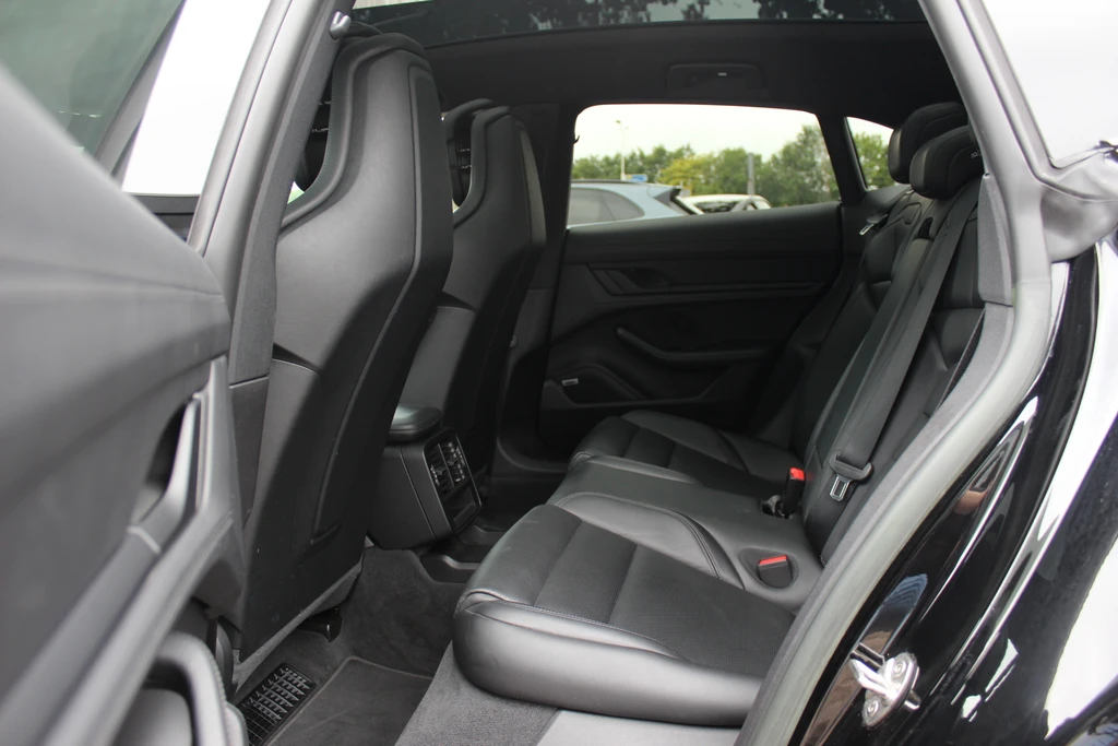 Porsche Taycan – foto 14