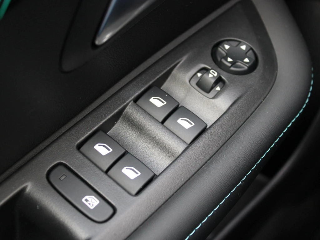 Peugeot 208 – foto 28