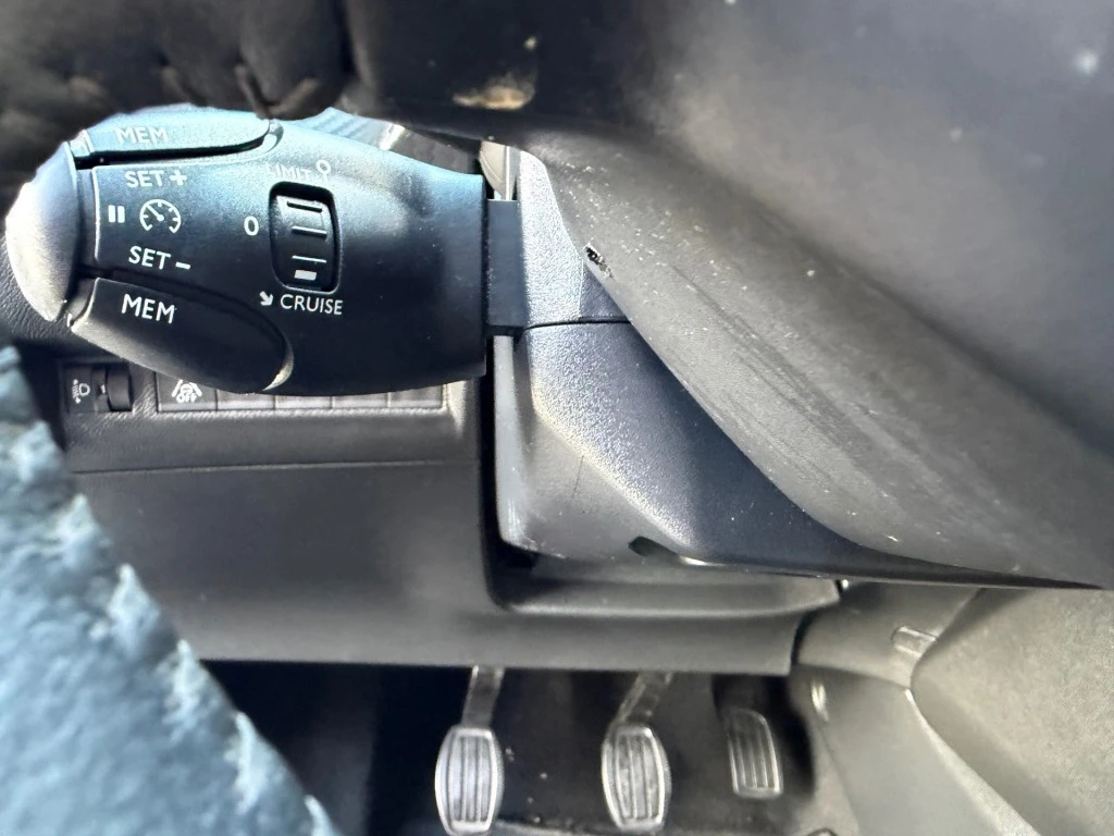 Peugeot 208 – foto 30