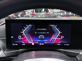 BMW i4 – thumbnail 24