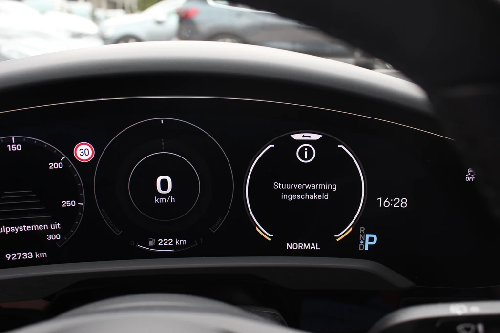 Porsche Taycan – foto 33
