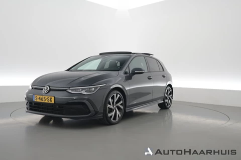 Volkswagen Golf 1.5 eTSI R-Line DSG | Rijklaar! | Pano | HUD | IQ. Light (ledbalk) | Stoel- Stuurverw. | Camera+PDC | Adapt. Cruise | Nav+App.Connect | Sfeerverl. | V