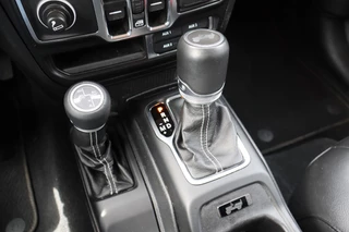 Jeep Wrangler – thumbnail 18
