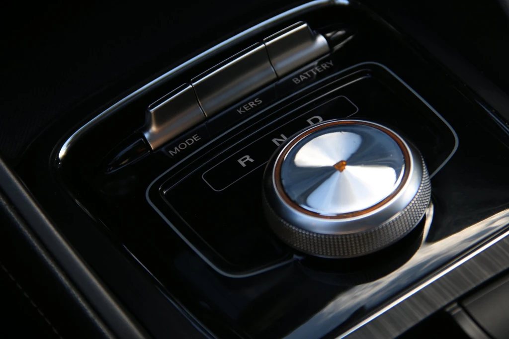 MG ZS EV – foto 15