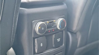 Ford Explorer – thumbnail 26