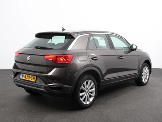 Volkswagen T-Roc – thumbnail 4