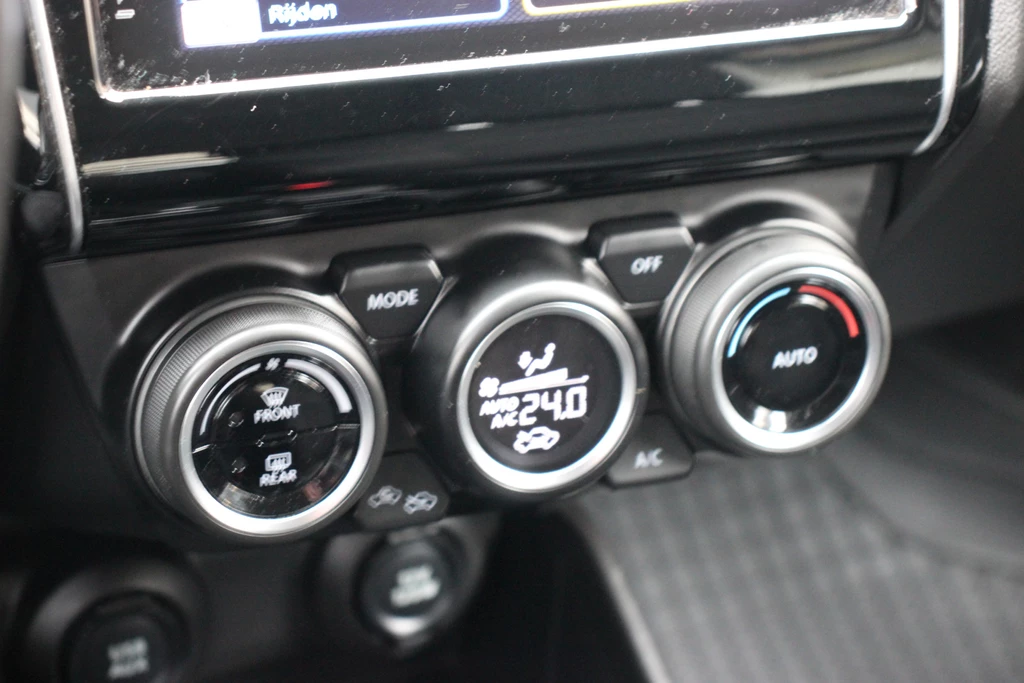 Suzuki Swift – foto 15