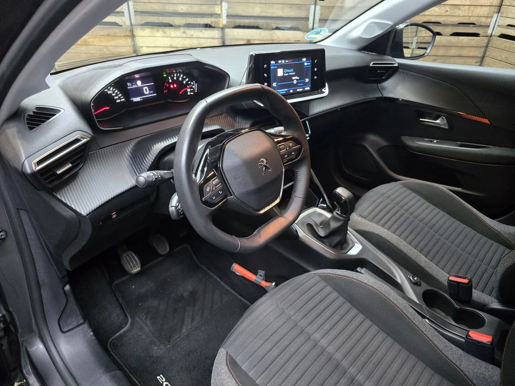 Peugeot 208 – foto 9