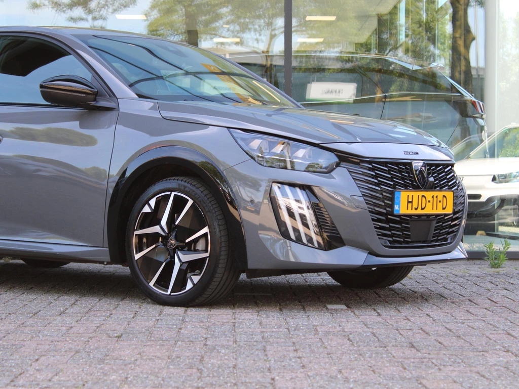 Peugeot 208 – foto 6