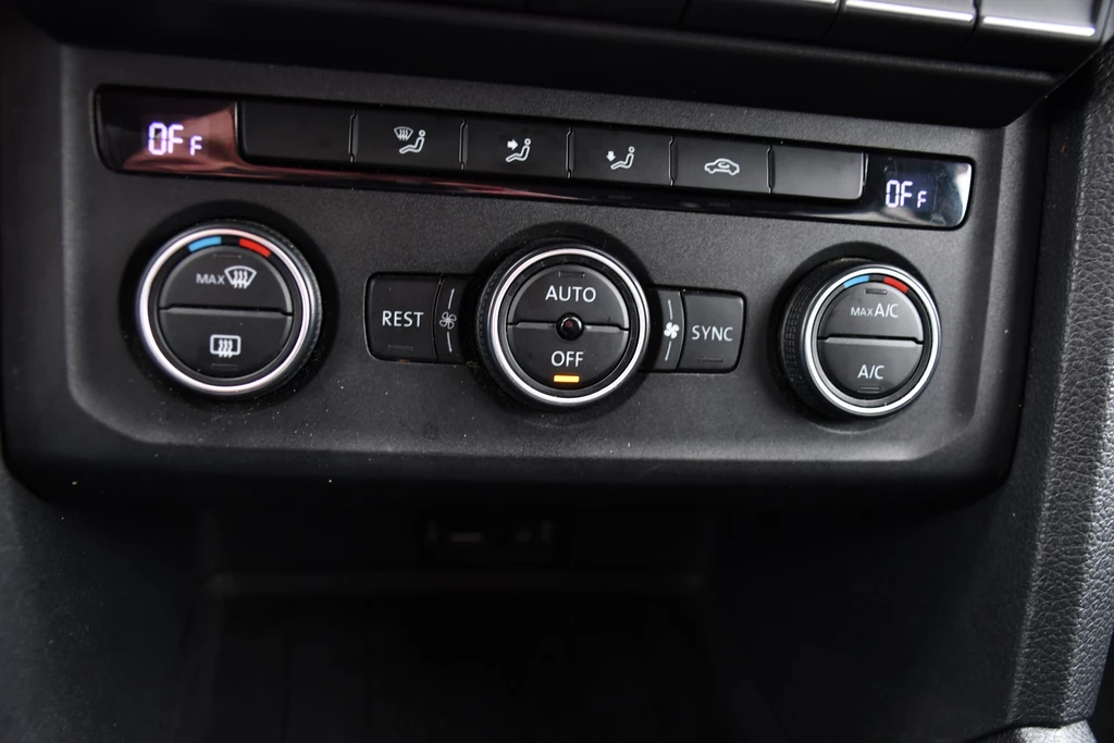 Volkswagen Amarok – foto 24