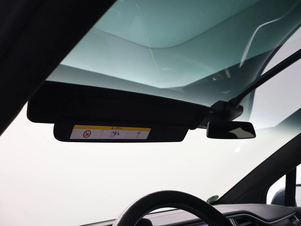 Tesla Model X – foto 22